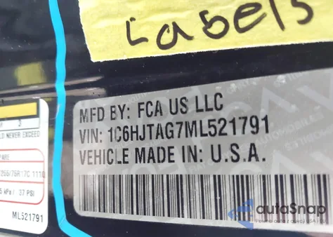 2021 Jeep Gladiator Willys 4X4 from USA, damaged, VIN 1C6HJTAG7ML521791